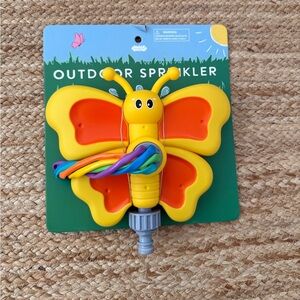 Mudpie outdoor sprinkler
